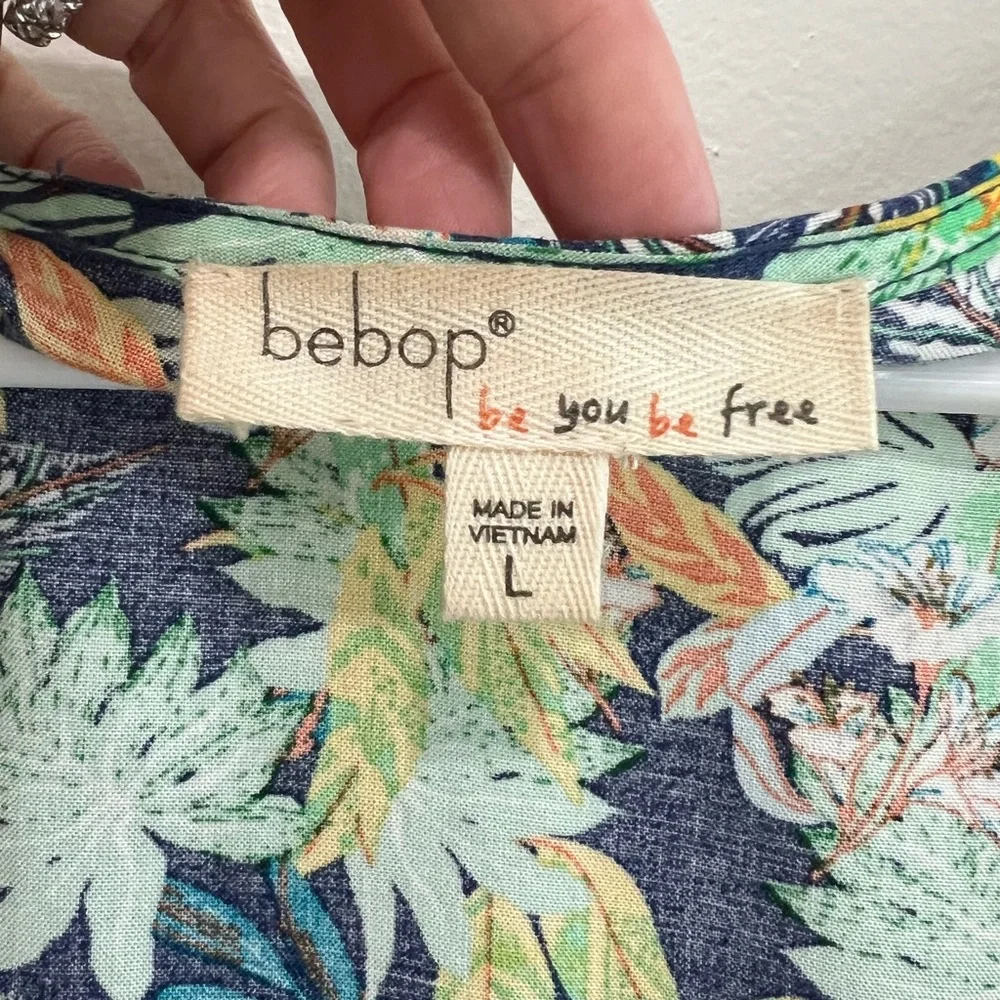 BeBop Tropical Leaf Print Romper - Picture 4 of 5